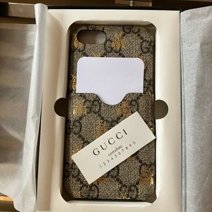 Gucci - IPHONE SE - 8 CASE WITH BEE MOTIF and card holder -